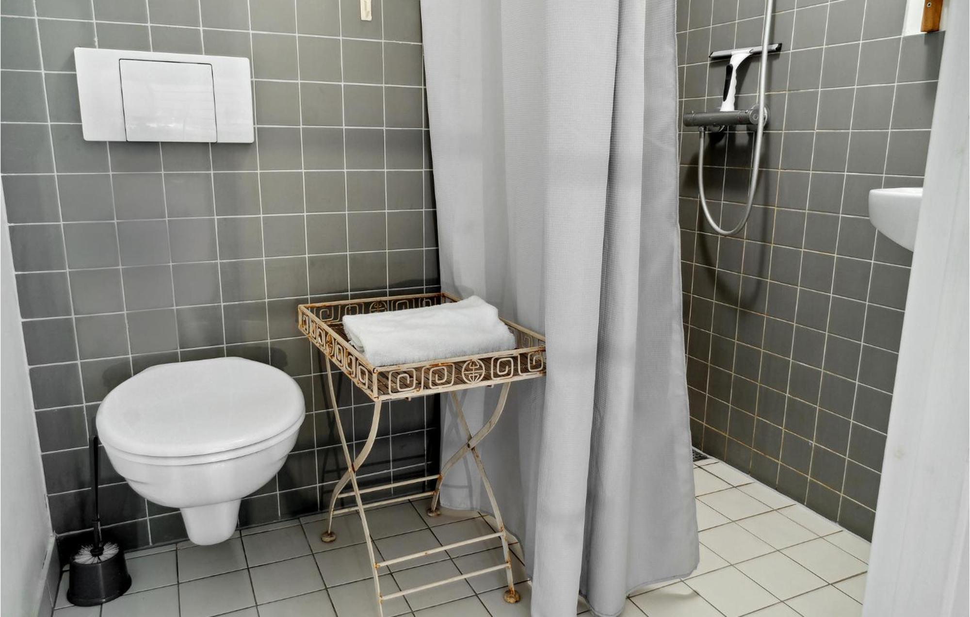 Amazing Home In Askeby With Sauna エクステリア 写真