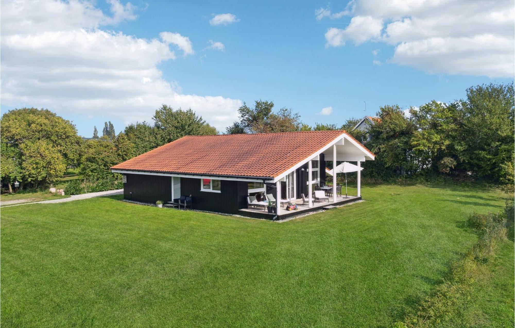 Amazing Home In Askeby With Sauna エクステリア 写真