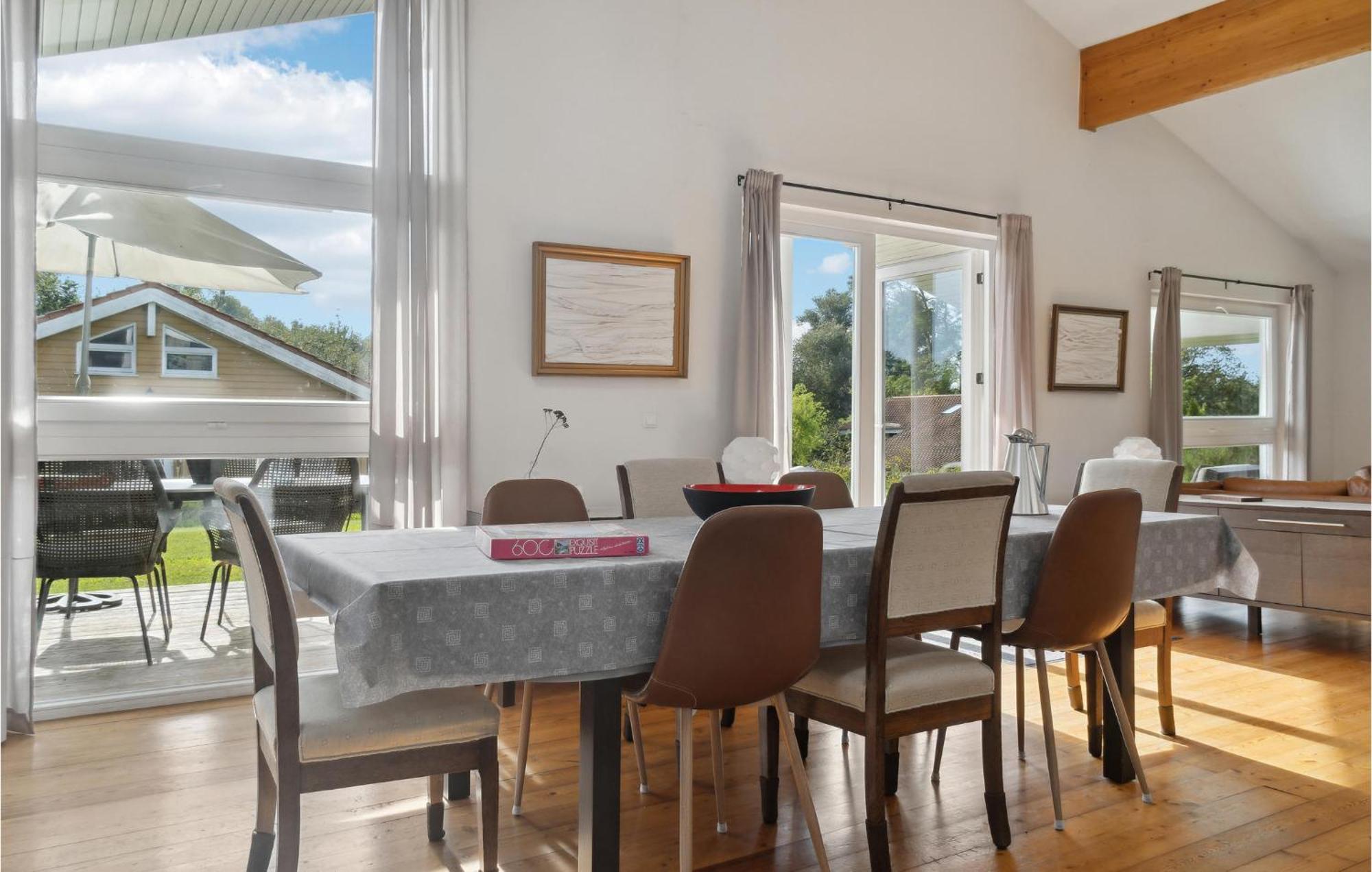 Amazing Home In Askeby With Sauna エクステリア 写真