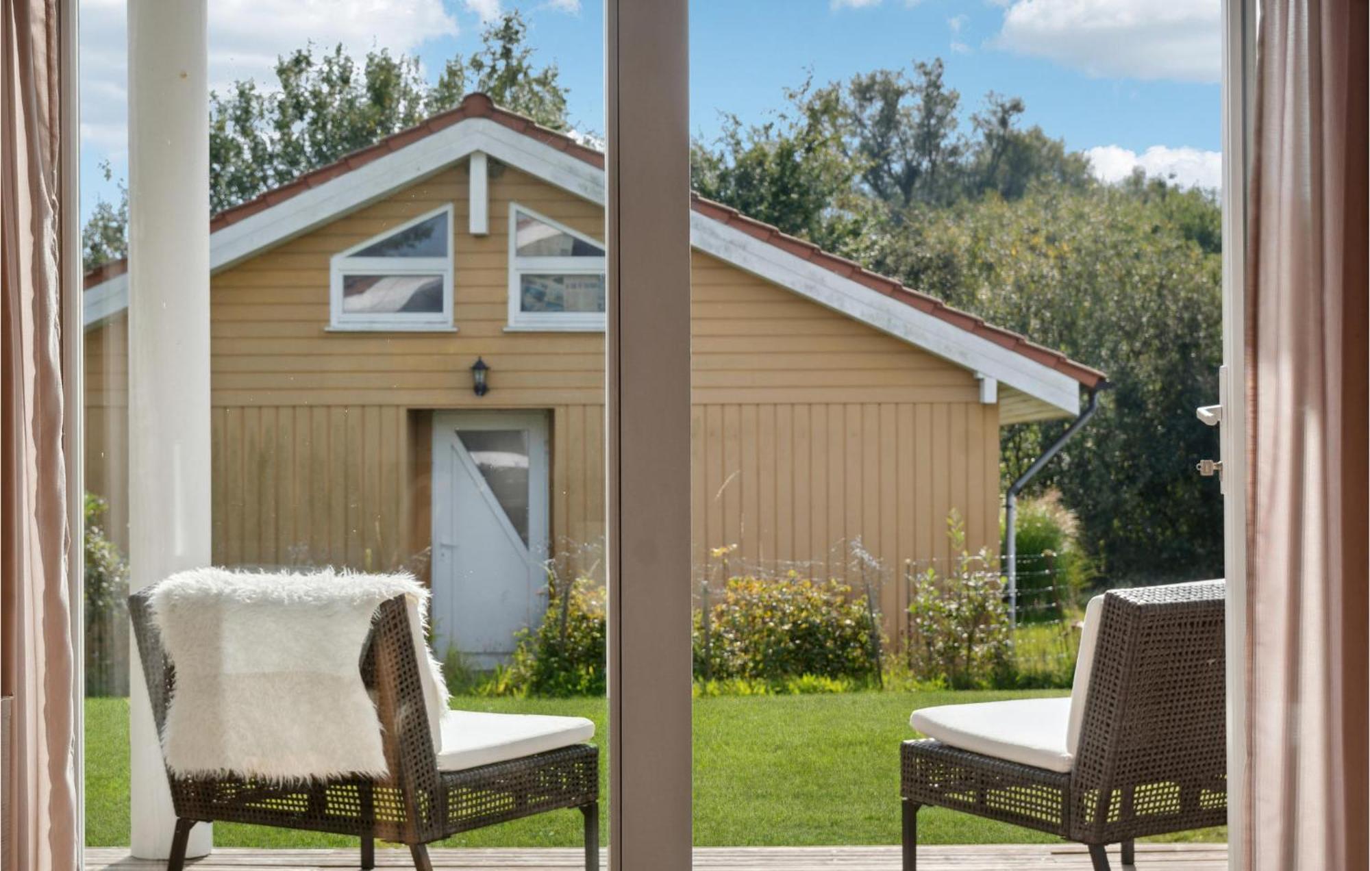 Amazing Home In Askeby With Sauna エクステリア 写真